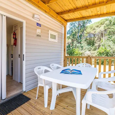 Camping Village In 37913 Hébergement de vacances *